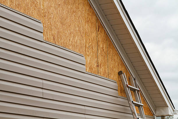 Trusted Siding Contractor service in Roanoke, IN - Squared Siding